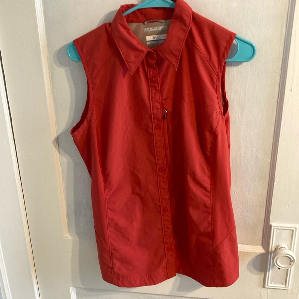 Columbia top